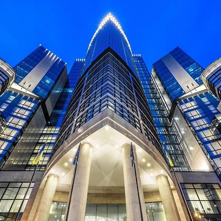 Hilton Kyiv Hotel Exterior foto