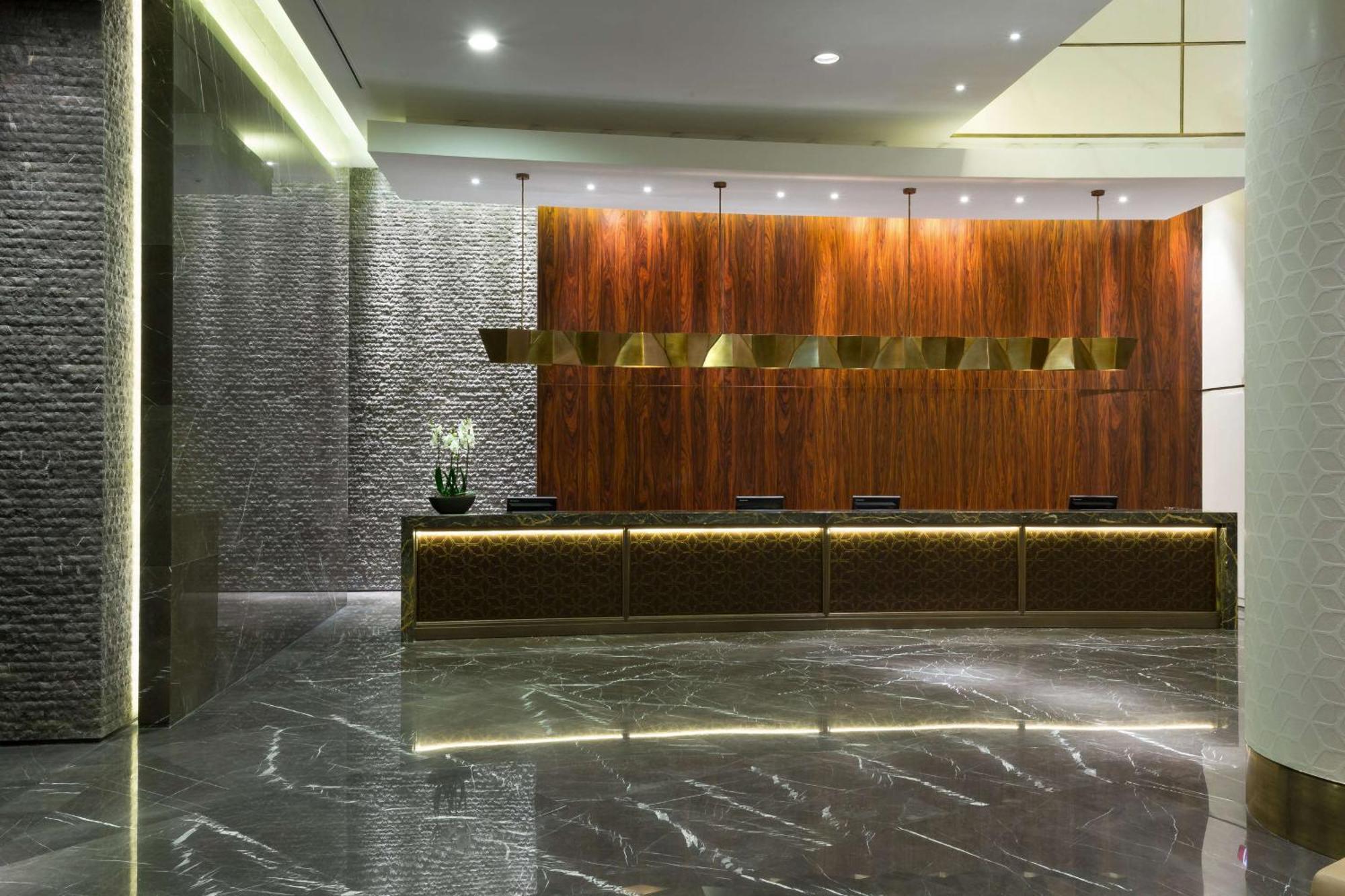 Hilton Kyiv Hotel Exterior foto